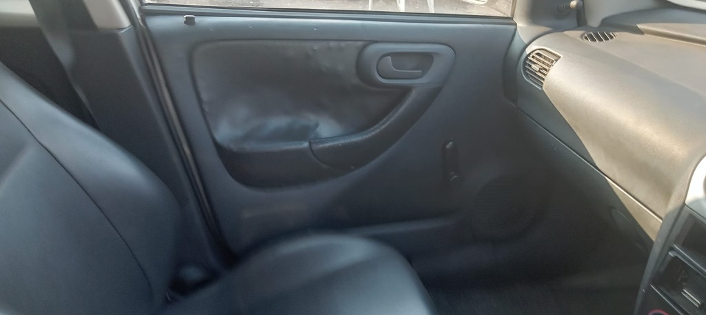 Opel Corsa Utility 1.8