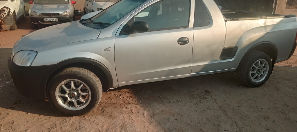 Opel Corsa Utility 1.8